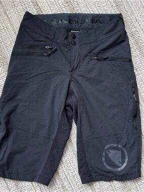 Endura SingleTrack 2 Ladies MTB Cycling Shorts - Black - Size SMALL Woman’s